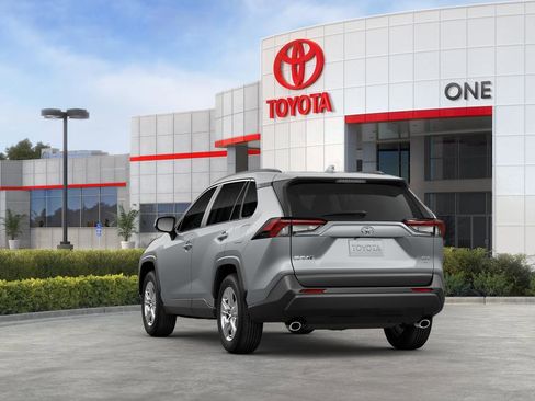 New 2025 Toyota RAV4 XLE image 7