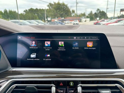 Used 2019 BMW X7 xDrive40i w/ Premium Package AWD/4WD image 9