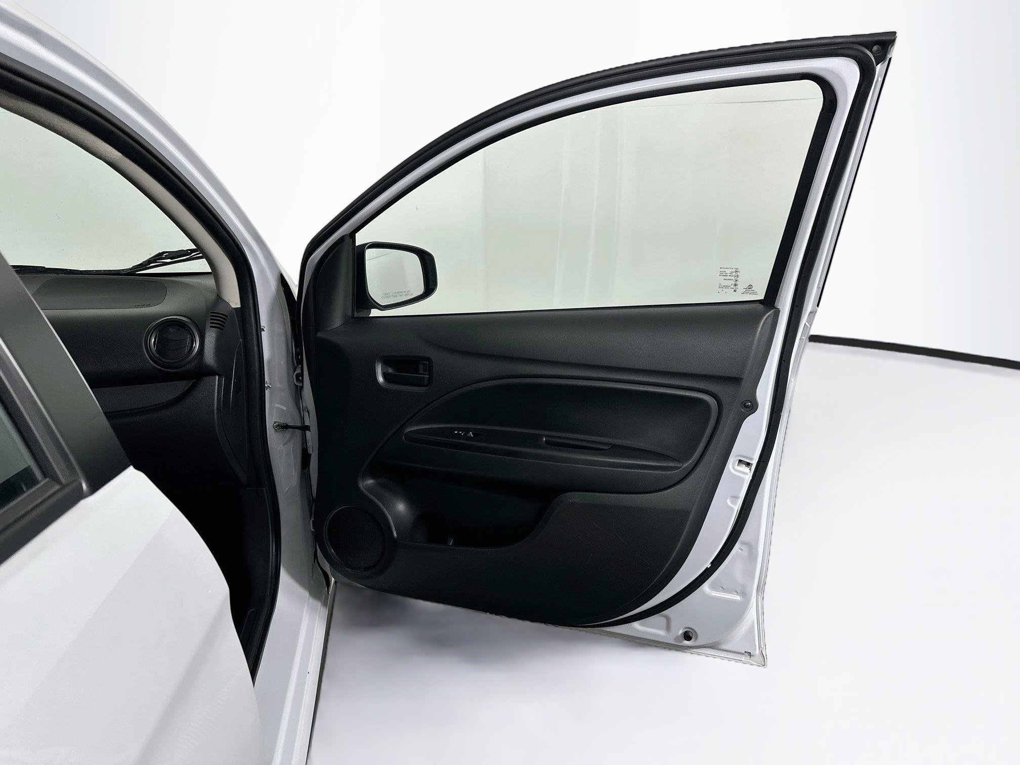 Used 2024 Mitsubishi Mirage ES FWD image 29