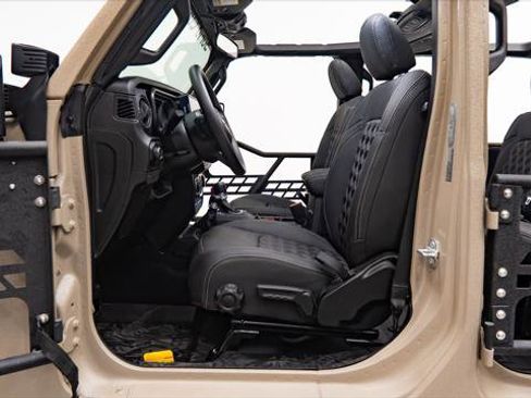 Used 2026 Jeep Wrangler Unlimited Sport AWD/4WD image 32