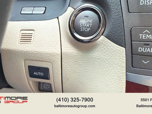 Used 2011 Lexus LS 460 w/ Comfort Pkg image 28