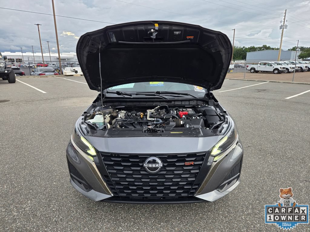 Used 2024 Nissan Altima 2.5 SR w/ SR Premium Package FWD image 16