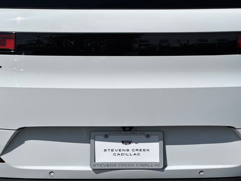 Used 2024 Land Rover Range Rover Sport Dynamic SE image 46