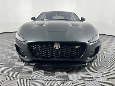 Used 2021 Jaguar F-TYPE R image 5