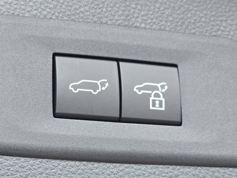 New 2026 Toyota Crown Signia AWD/4WD image 11