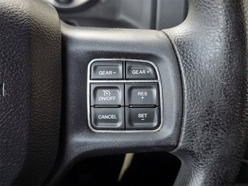 Used 2015 RAM 1500 Classic SLT image 27