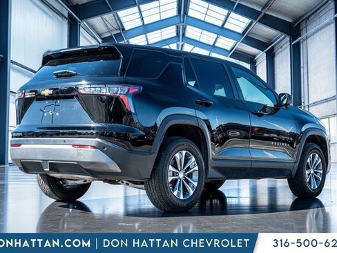 Used 2025 Chevrolet Equinox LT image 32