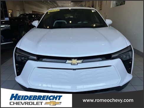 Used 2024 Chevrolet Blazer EV LT AWD/4WD image 38