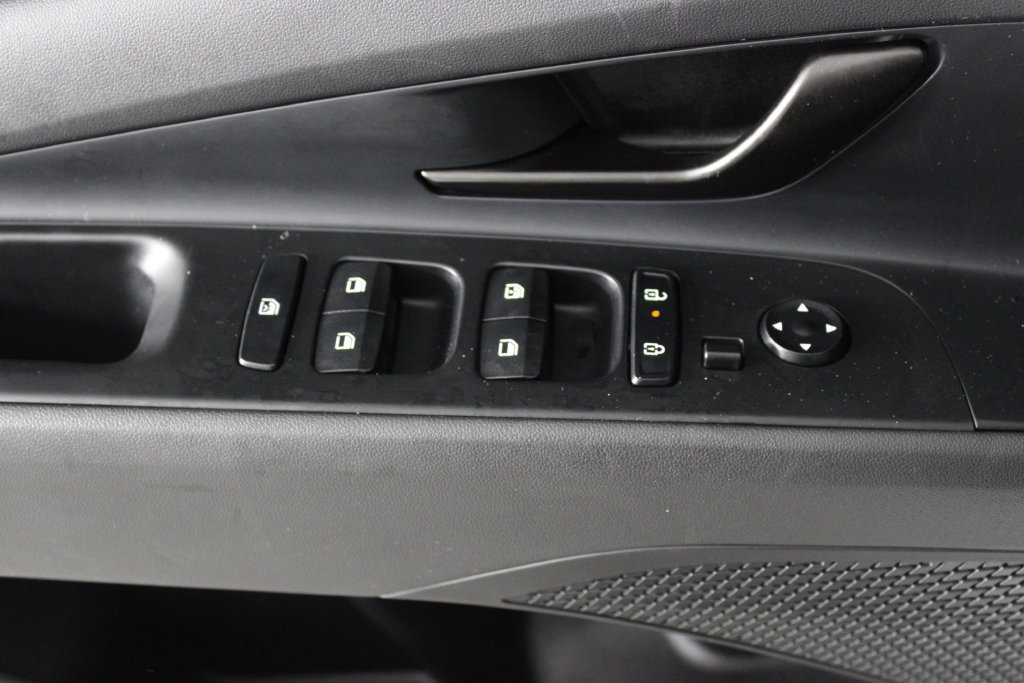 Certified 2026 Hyundai Elantra Sport FWD image 23