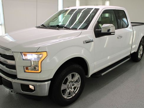 Used 2016 Ford F150 Lariat w/ Equipment Group 502A Luxury AWD/4WD image 5