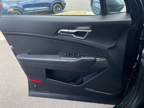 New 2026 Kia Sportage LX image 18