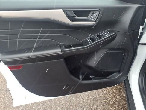 Certified 2022 Ford Escape SE w/ Convenience Package image 13