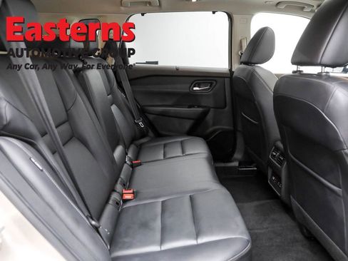 Used 2022 Nissan Rogue SL w/ SL Premium Package AWD/4WD image 24