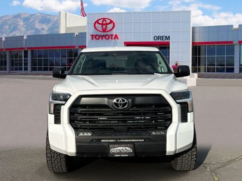 Used 2023 Toyota Tundra SR5 w/ SR5 Convenience Package AWD/4WD image 2