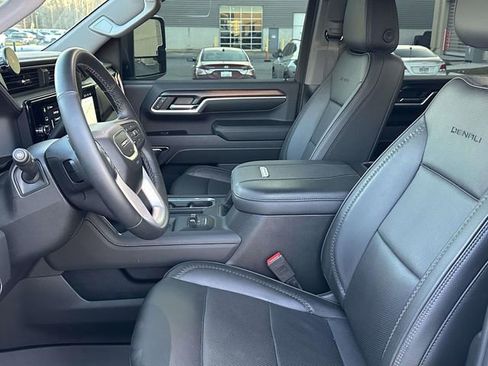 Used 2024 GMC Sierra 2500 Denali w/ Denali Reserve Package image 17