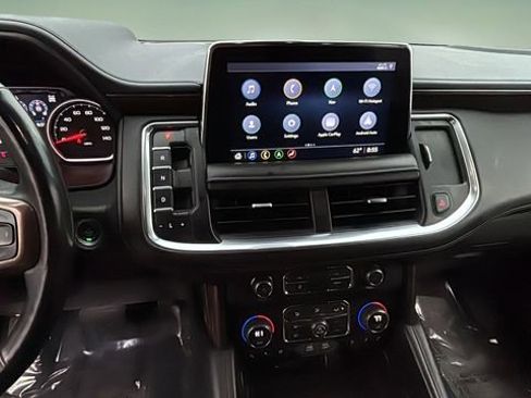 Used 2021 Chevrolet Suburban High Country w/ Premium Package image 10