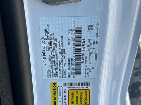 Used 2016 Ford Mustang GT Premium w/ Black Accent Package RWD image 28