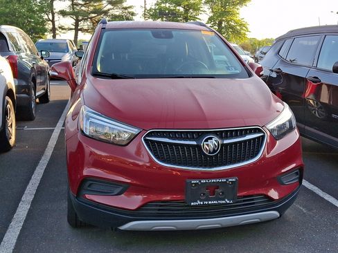 Used 2019 Buick Encore Preferred w/ Safety Package FWD image 4