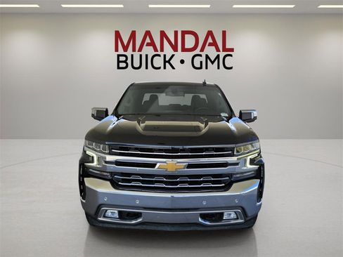 Used 2021 Chevrolet Silverado 1500 LTZ image 3