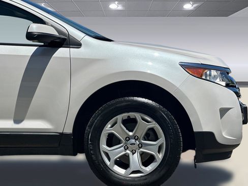 Used 2013 Ford Edge SEL FWD image 34