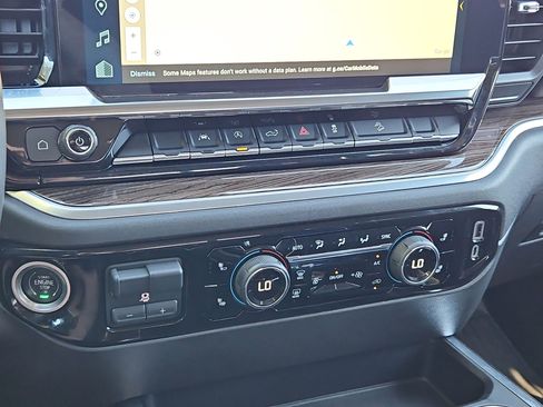 Certified 2022 Chevrolet Silverado 1500 LT Trail Boss w/ Convenience Package II image 20