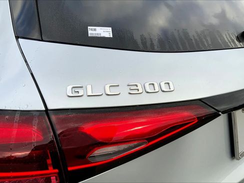 Certified 2026 Mercedes-Benz GLC 300 4MATIC image 19