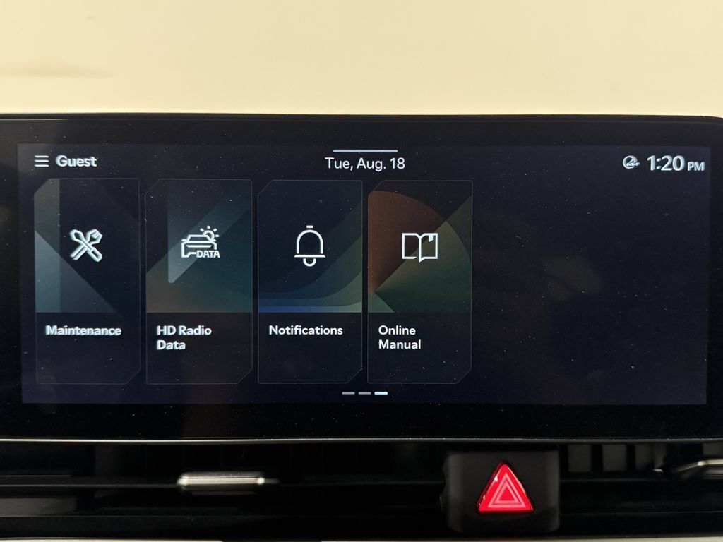 Used 2025 Kia Carnival FWD image 40