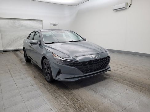 Used 2023 Hyundai Elantra SEL FWD image 13