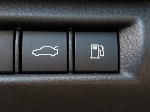 New 2026 Toyota Camry SE image 32