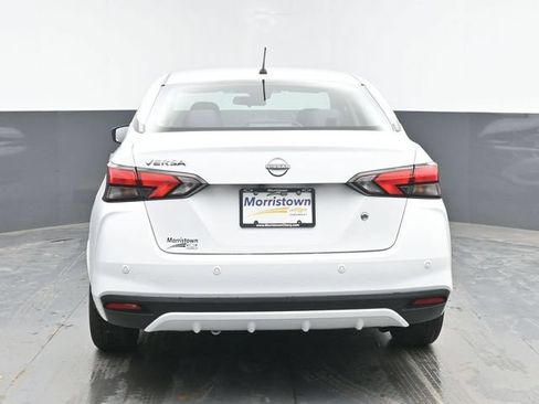 Used 2023 Nissan Versa S FWD image 13
