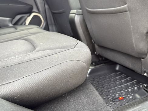 Used 2017 Jeep Renegade Latitude image 27