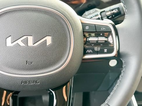 New 2026 Kia Carnival SX Prestige FWD image 26