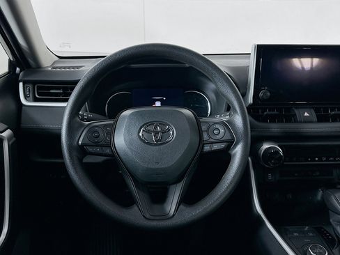 Used 2024 Toyota RAV4 LE image 17