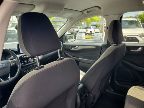 Used 2021 Ford Escape SE w/ SE Sport Appearance Package FWD image 26