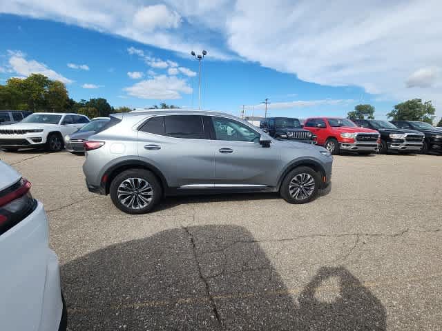 Used 2024 Buick Envision Preferred AWD/4WD image 10
