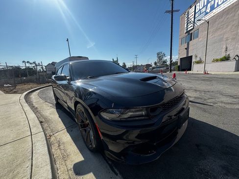 Used 2021 Dodge Charger Scat Pack w/ Plus Group RWD image 3