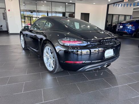 Used 2019 Porsche 718 Cayman image 5