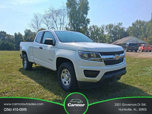 Used 2018 Chevrolet Colorado W/T RWD image 3