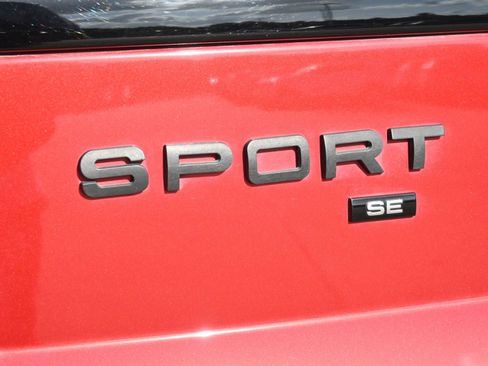 Used 2020 Land Rover Range Rover Sport SE image 22