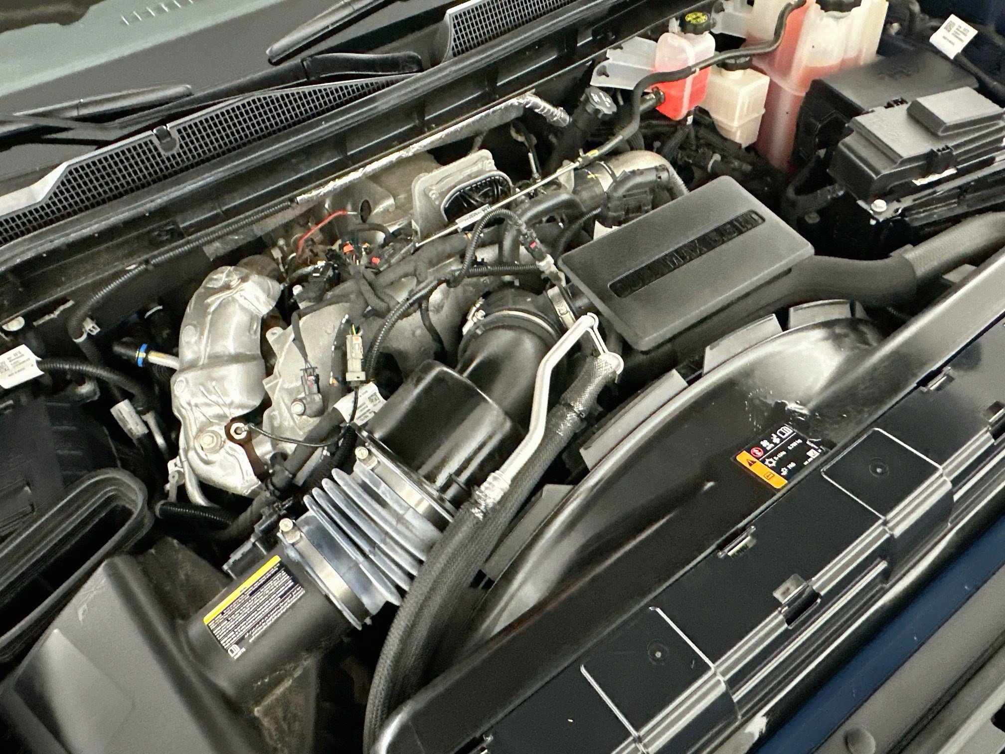 Used 2024 Chevrolet Silverado 2500 LT AWD/4WD image 31