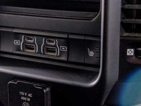 Used 2021 RAM 5500 Laramie AWD/4WD image 31