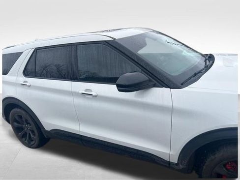 Used 2021 Ford Explorer ST w/ Equipment Group 401A image 9