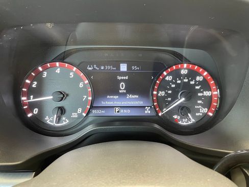 Used 2024 Nissan Titan PRO-4X w/ Pro-4x Utility Package AWD/4WD image 7