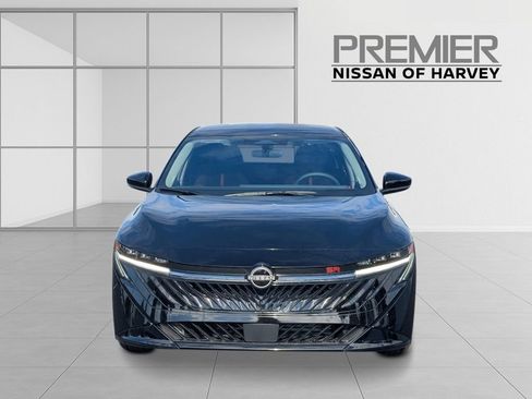 New 2026 Nissan Sentra SR w/ Floor Mat Package FWD image 8