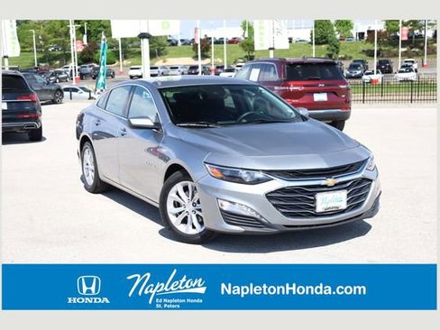 Used 2023 Chevrolet Malibu LT FWD image 1
