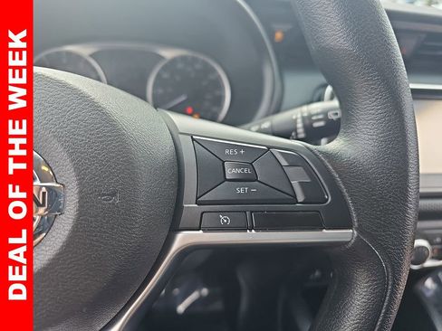 Used 2021 Nissan Kicks S image 17