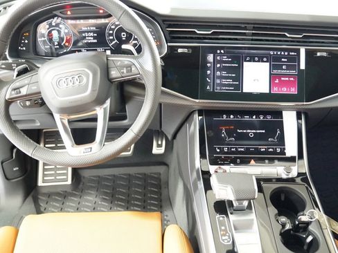 New 2026 Audi RS Q8 performance image 10