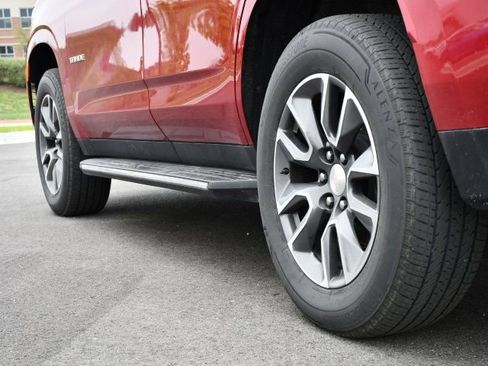 Used 2021 Chevrolet Tahoe LT image 9