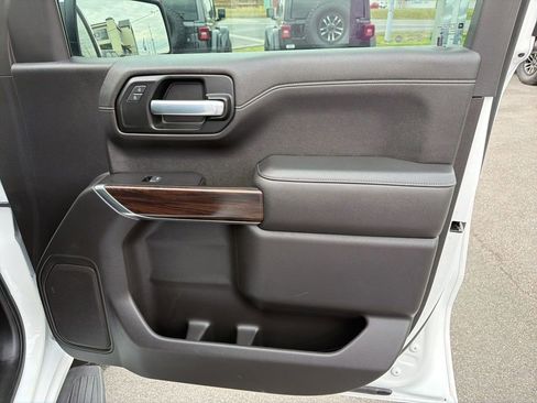 Used 2019 GMC Sierra 1500 SLT AWD/4WD image 22