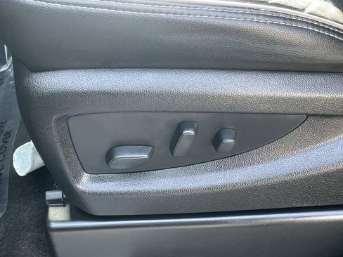 Used 2018 Chevrolet Silverado 2500 High Country w/ Duramax Plus Package image 23